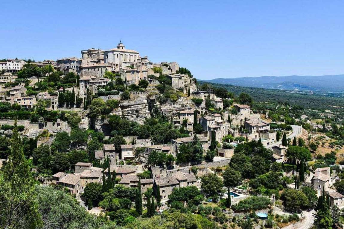 Hilltop village of Gordes in Provence