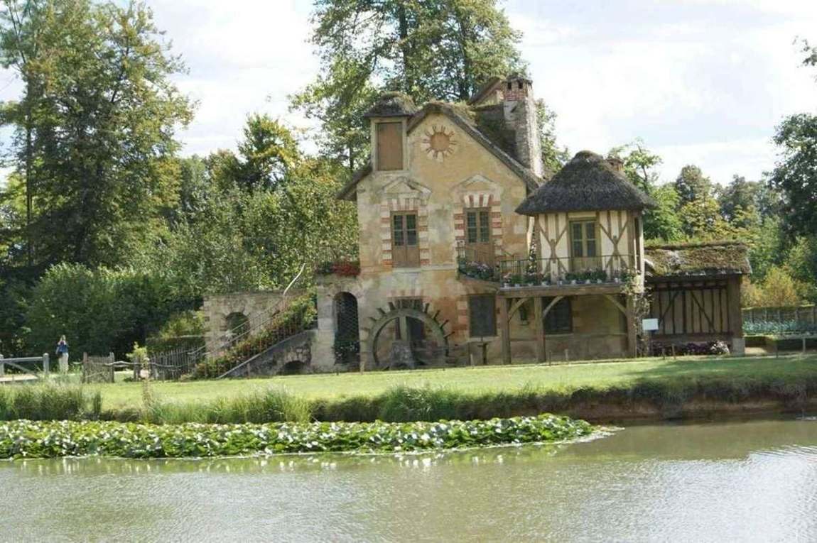 Rustic mill at the Queen’s Hamlet